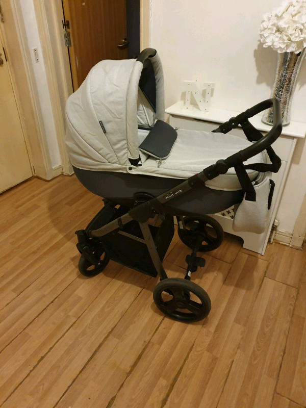 mini uno pram